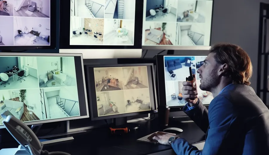 Jak długo przechowywać nagrania z monitoringu